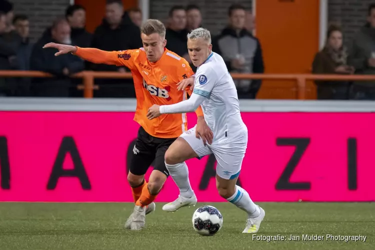 FC Volendam raakt paal en lat, Jong PSV treft doel