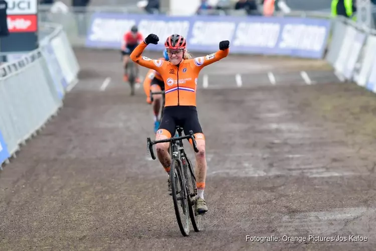 Fem van Empel pakt wereldtitel bij beloften, Van Alphen naar zilver