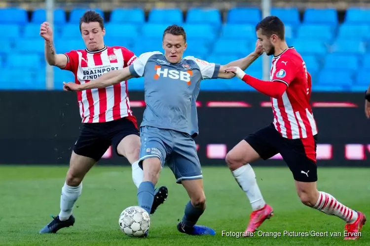 Kaars bezorgt FC Volendam nipte zege bij Jong PSV