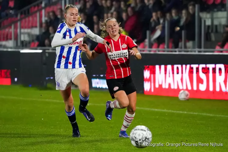 PSV-vrouwen na rust langs SC Heerenveen