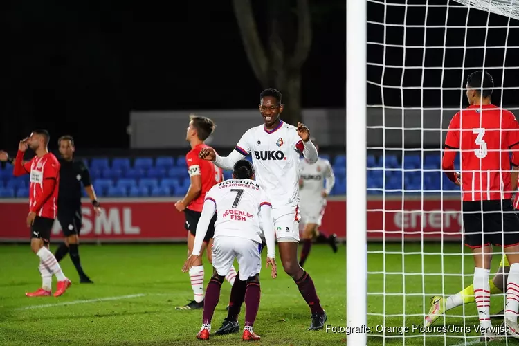 Telstar pakt driepunter op De Herdgang