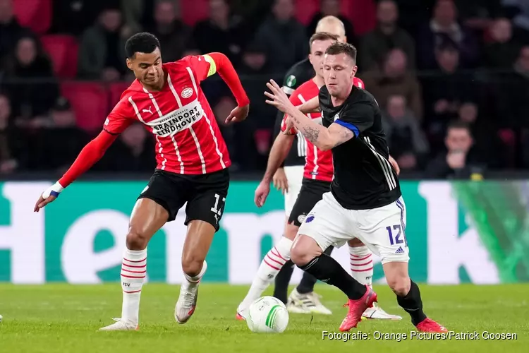 PSV en FC Kopenhagen spelen gelijk in knotsgek duel