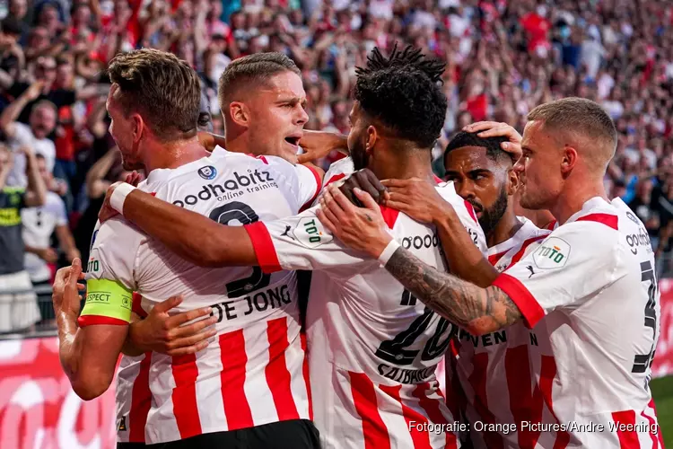 Strijdend PSV naar play-offs Champions League