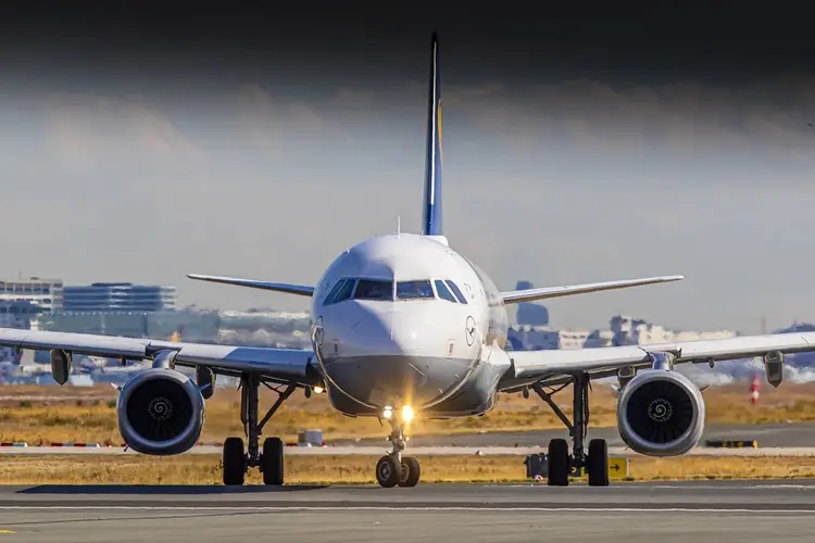 ILT-Luchtvaartautoriteit: boetes voor verkeerd gebruik slots door luchtvaartmaatschappijen op Schiphol en Eindhoven Airport