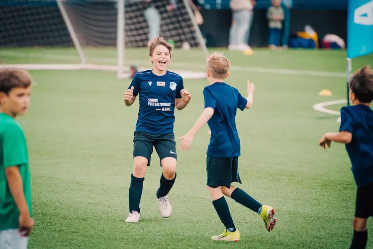 Laatste Kans: Schrijf je nu in voor het ASML Schoolvoetbaltoernooi!